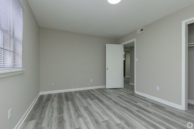 interior at Pine Lake Village located in Spartanburg, SC